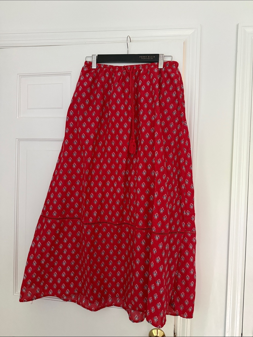 Universal Thread Red Printed Tiered Maxi Skirt